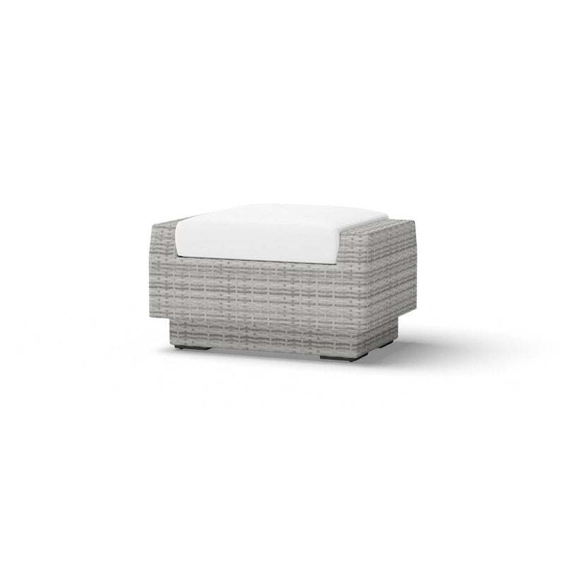Cannes 5 Piece Aluminum Outdoor Motion Club & Ottoman Set